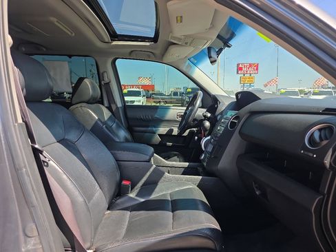 Used 2010 Honda Pilot Touring image 19
