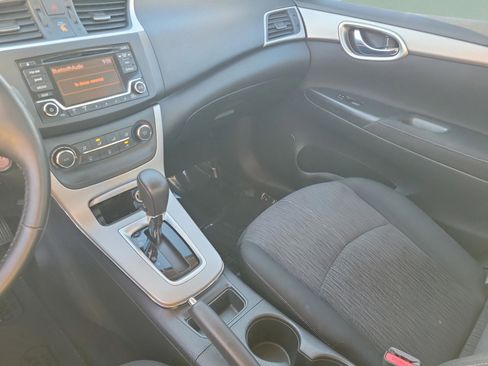 Used 2015 Nissan Sentra SV image 23