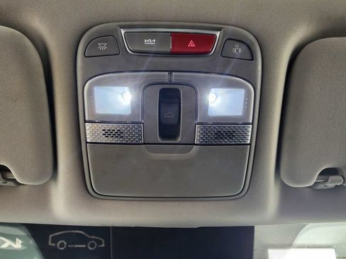 Used 2025 Kia Telluride S AWD/4WD image 34