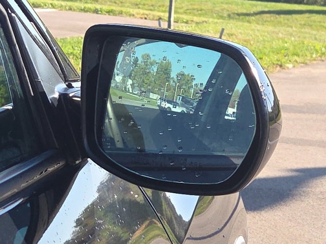 Used 2018 Honda HR-V LX image 6
