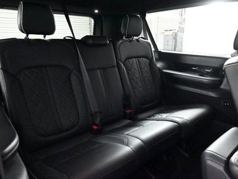 Used 2024 Jeep Grand Wagoneer L Series III image 17