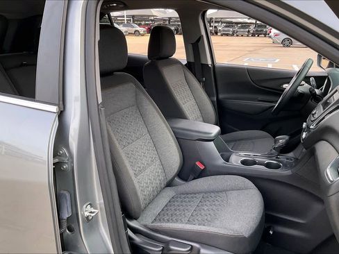 Certified 2024 Chevrolet Equinox LT image 10