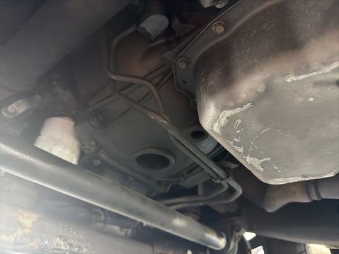 Used 2018 Chevrolet Suburban Premier AWD/4WD image 22