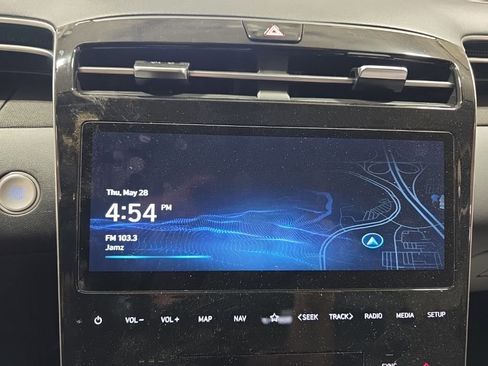 Used 2024 Hyundai Tucson Limited AWD/4WD image 14