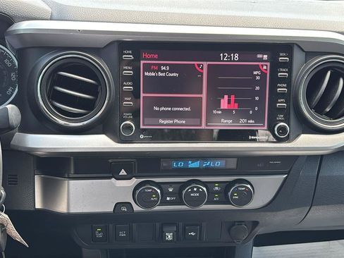 Used 2022 Toyota Tacoma SR5 w/ Technology Package RWD image 34