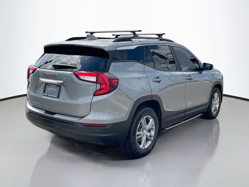 Used 2023 GMC Terrain SLE w/ Driver Convenience Package FWD image 6