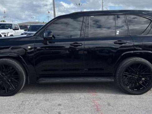 Used 2024 Lexus LX 600 F Sport image 4