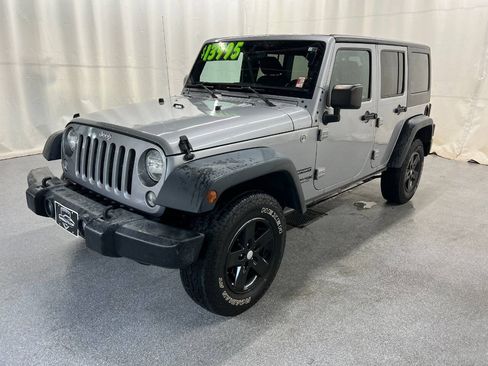 Used 2018 Jeep Wrangler Unlimited Sport S AWD/4WD image 1