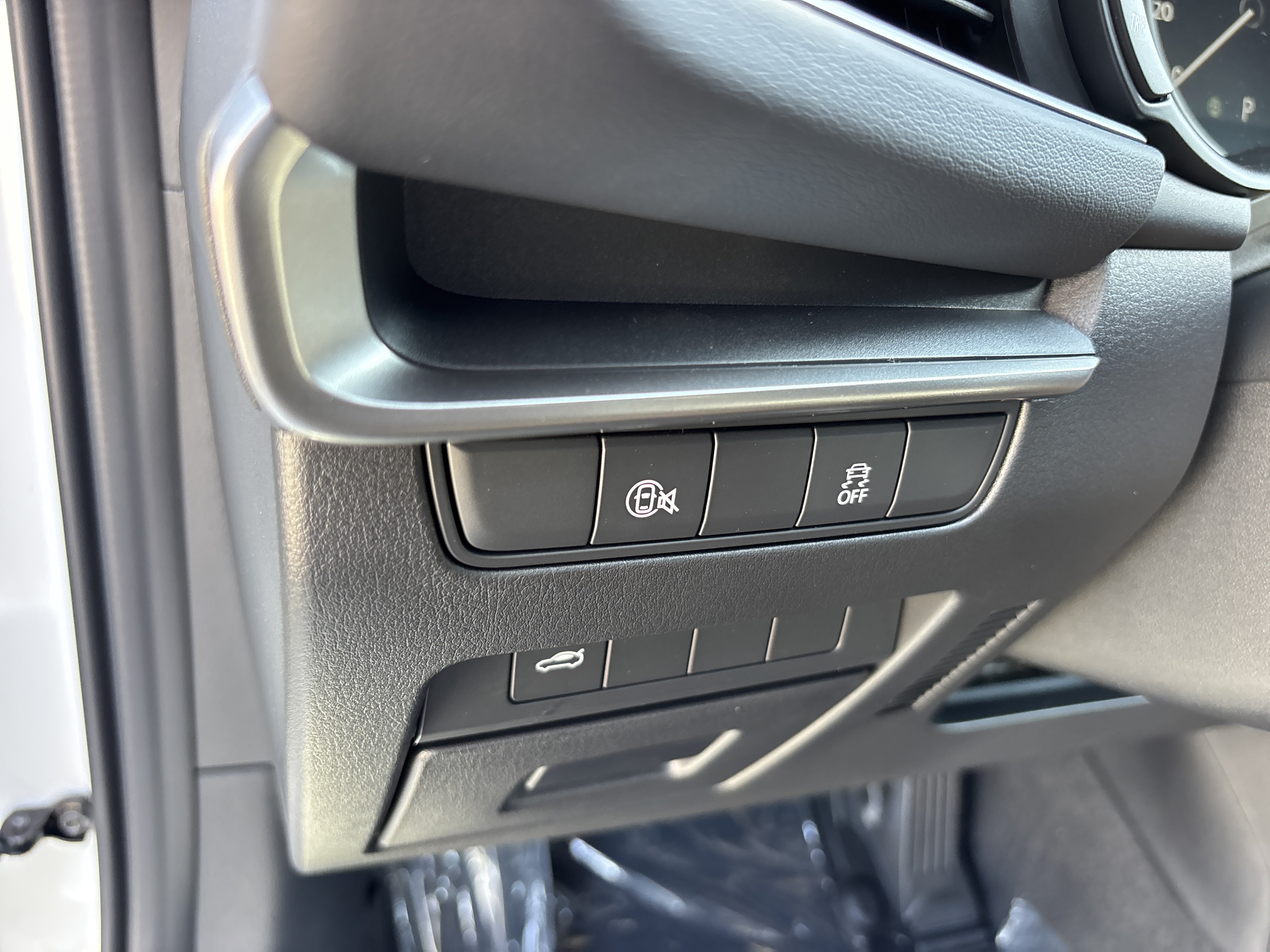 New 2026 MAZDA MAZDA3 s FWD image 19