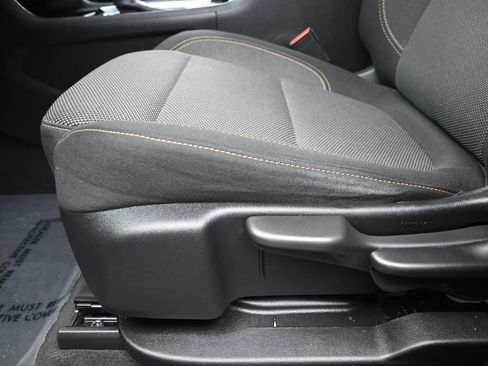 Used 2020 Chevrolet Traverse LS image 12