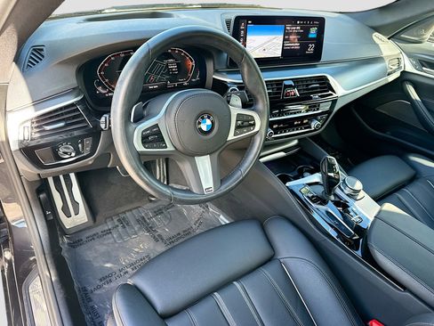 Used 2023 BMW 540i w/ M Sport Package image 9