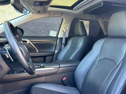 Used 2022 Lexus RX 350L FWD w/ Special Edition image 5