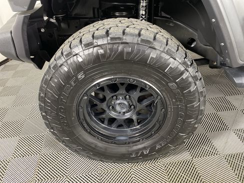 Used 2022 Jeep Wrangler Unlimited Sport AWD/4WD image 12