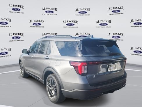 New 2026 Ford Explorer ST-Line w/ ST-Line Street Pack image 3