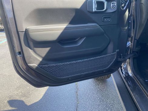 New 2025 Jeep Wrangler Unlimited Rubicon 392 image 9