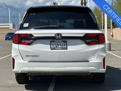 Certified 2025 Honda Odyssey EX-L image 5