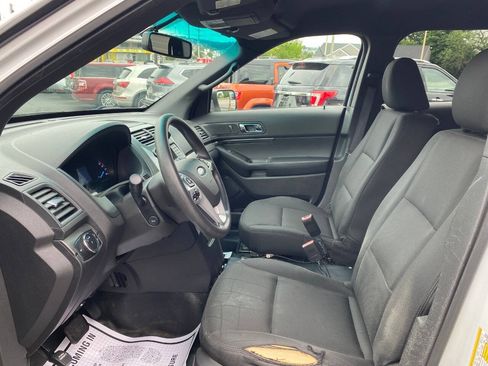 Used 2015 Ford Explorer 4WD Police Interceptor w/ Ready For The Road Package image 9