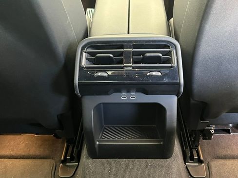 Certified 2024 BMW 530i w/ Premium Package image 9