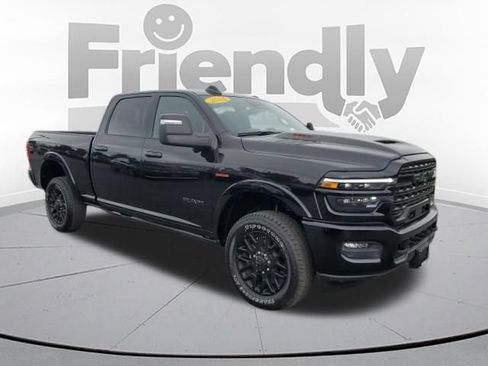 Used 2025 RAM 2500 Limited AWD/4WD image 7
