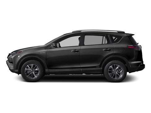 Used 2016 Toyota RAV4 XLE AWD/4WD image 2