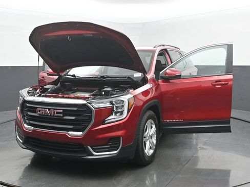Used 2022 GMC Terrain SLE w/ Driver Convenience Package FWD image 52