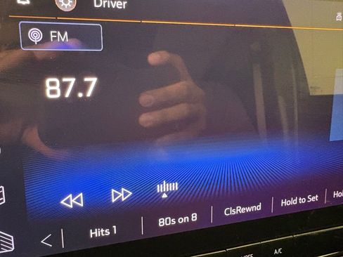 Used 2024 Chevrolet Silverado 1500 LT Trail Boss w/ LT Trail Boss Premium Package image 31