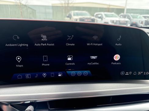 New 2025 Cadillac Lyriq Premium Luxury image 37