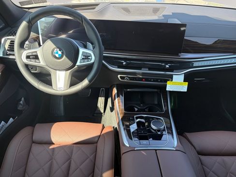 New 2026 BMW X5 xDrive40i w/ M Sport Package AWD/4WD image 10