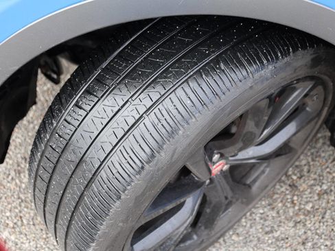 Used 2020 Jaguar F-PACE SVR image 27