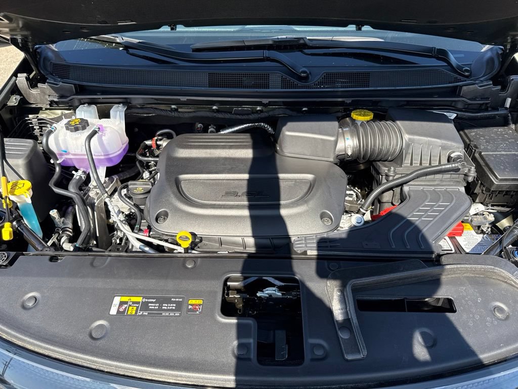 New 2027 Chrysler Pacifica Select FWD image 28