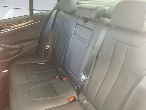 Used 2021 BMW 540i xDrive w/ Premium Package image 18