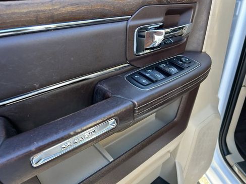 Used 2015 RAM 3500 Laramie Longhorn image 32