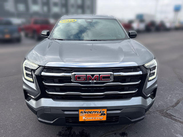 Used 2025 GMC Terrain Elevation AWD/4WD image 8
