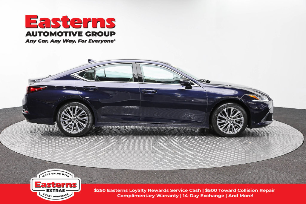 Used 2020 Lexus ES 350 w/ Premium Package FWD image 4