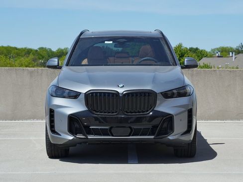 Used 2026 BMW X5 xDrive40i w/ M Sport Package AWD/4WD image 2