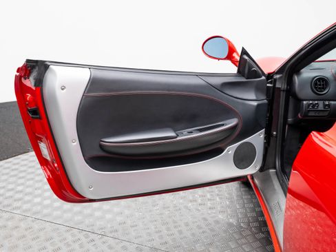 Used 2004 Ferrari 360 Spider image 12