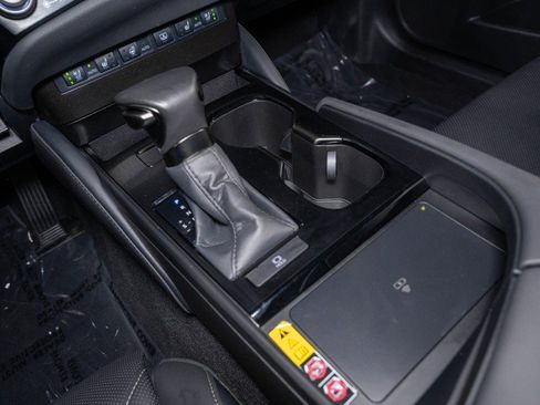 Used 2024 Lexus ES 350 w/ Luxury Package FWD image 22