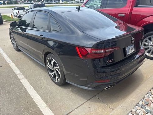 Used 2022 Volkswagen Jetta GLI Autobahn FWD image 4