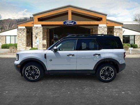 New 2026 Ford Bronco Sport Outer Banks AWD/4WD image 7