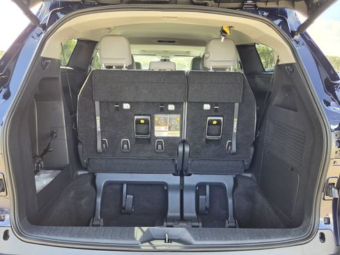 Used 2026 Toyota Sienna XLE FWD image 31