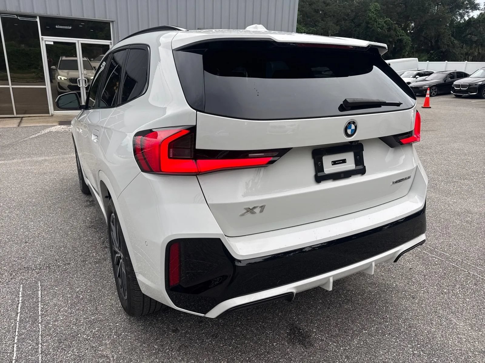Used 2026 BMW X1 xDrive28i AWD/4WD image 10
