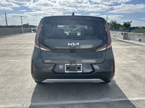 Used 2024 Kia Soul LX w/ Option Group 015 FWD image 34
