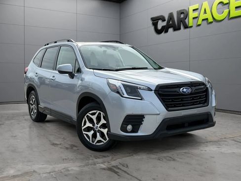 Used 2023 Subaru Forester Premium AWD/4WD image 1