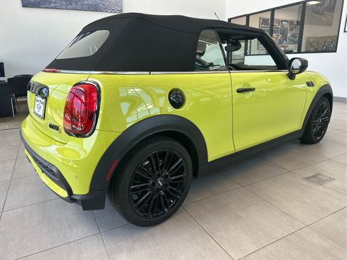 Certified 2024 MINI Cooper S w/ Signature Upholstery Package FWD image 4