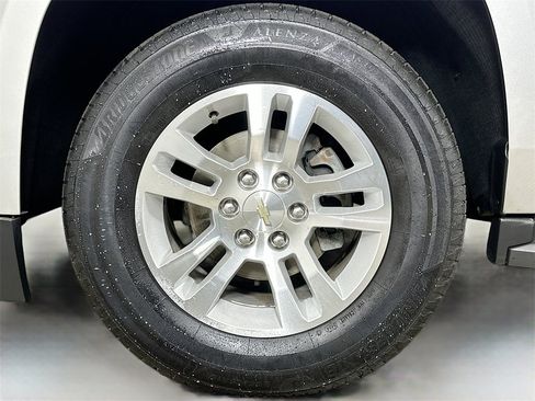 Used 2018 Chevrolet Tahoe LT image 41