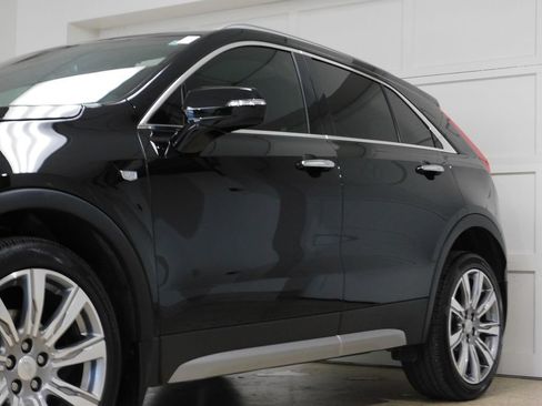 Used 2023 Cadillac XT4 Premium Luxury w/ Technology Package AWD/4WD image 16