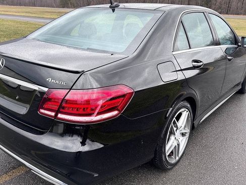 Used 2016 Mercedes-Benz E 400 4MATIC Sedan image 15