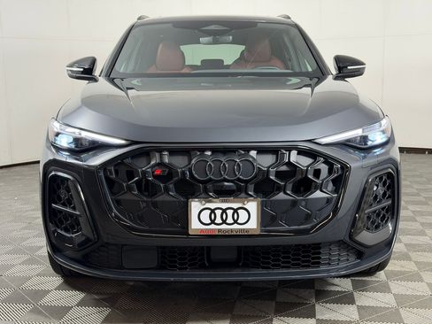 Certified 2025 Audi SQ5 Premium Plus w/ Premium Plus Package AWD/4WD image 6