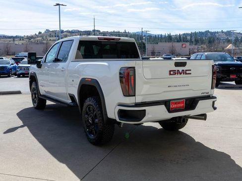 New 2026 GMC Sierra 2500 AT4 w/ AT4 Premium Plus Package AWD/4WD image 5