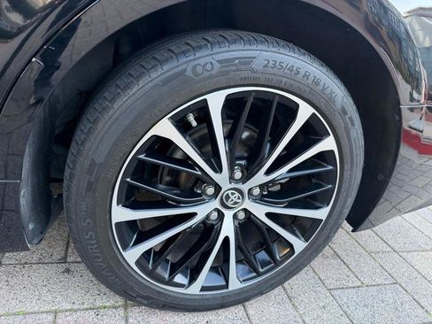 Used 2018 Toyota Camry SE FWD image 36